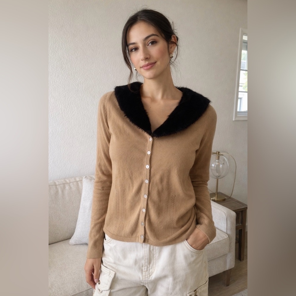 Amanda Smith faux fur collared sweater